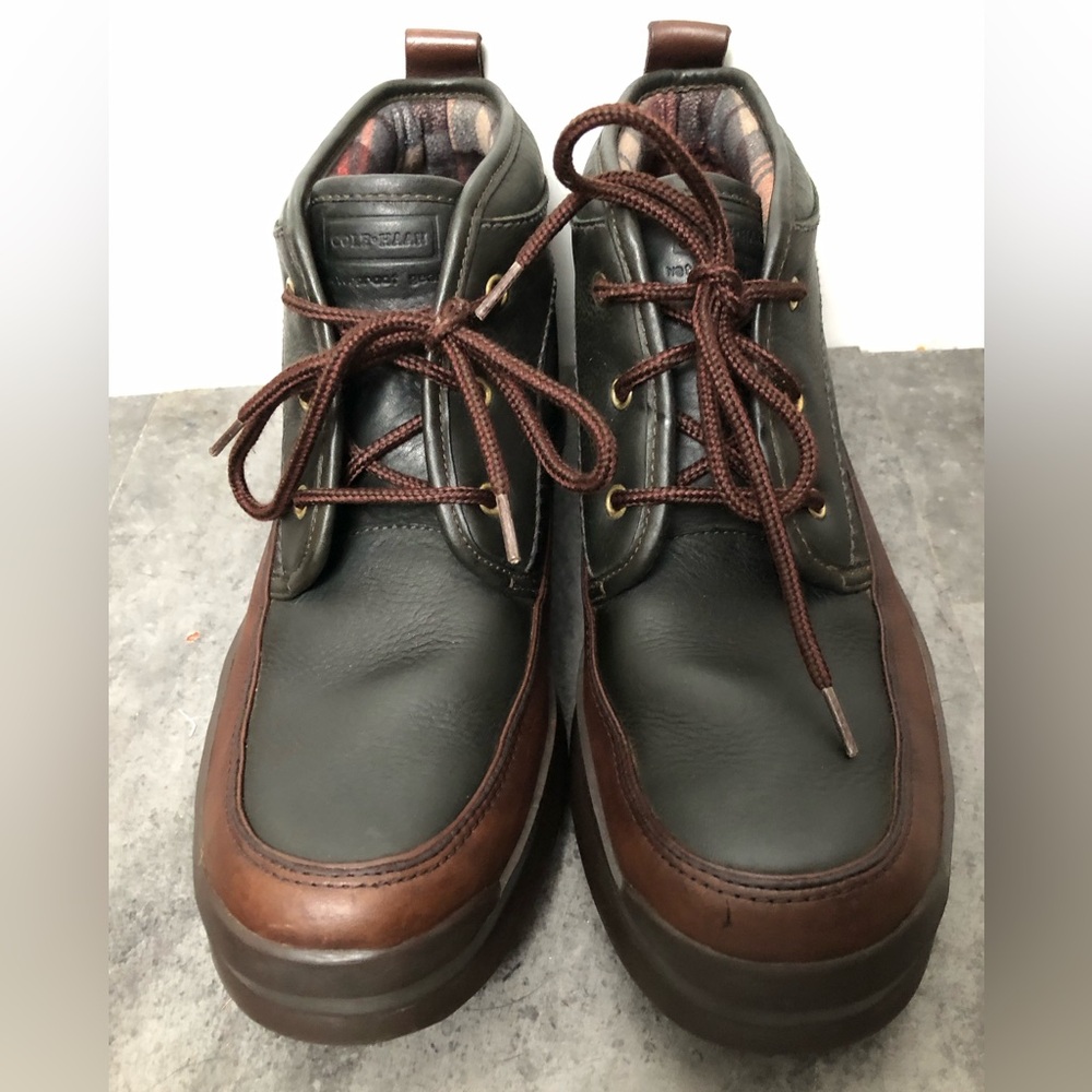 Women’s Cole Haan lined leather chukka style Sporting shoes sz 10 fits like 9.5
